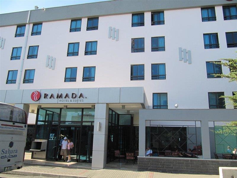 Ramada Hotel & Suites アンマン エクステリア 写真